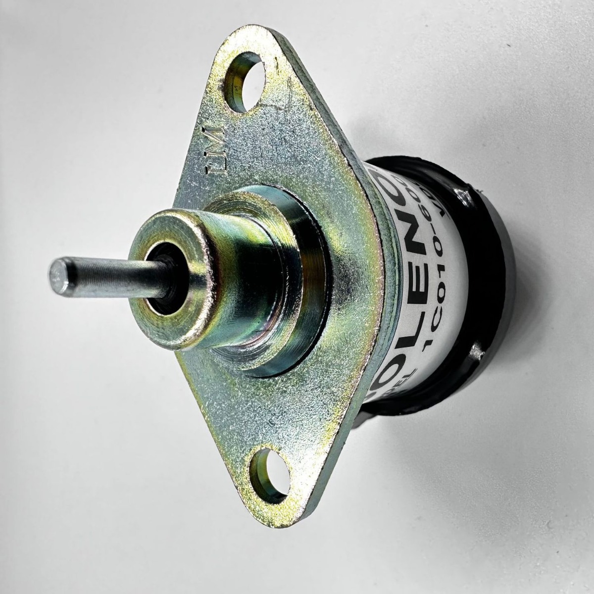 Kubota 1C010-60015 60017 Kubota V3300 Shut Off Solenoid Valve (Alovlandırıcı (Vozduşka/İqniter))