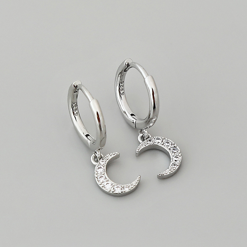 New Fashion Diamond Moon C-shaped Temperament Copper Earrings display picture 5