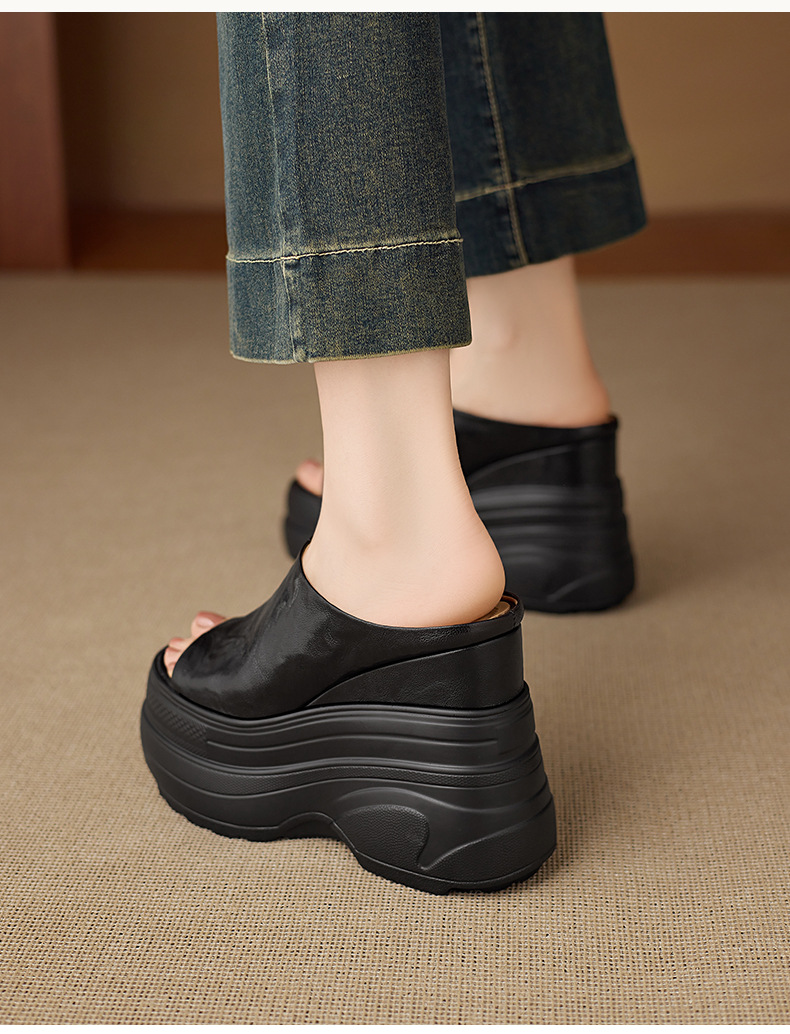 Dép sandal nữ quai chữ V đế xuồng cao gót ẩn, mũi hở, da PU chống nước — màu đen, màu trắng ngà chi tiết 10