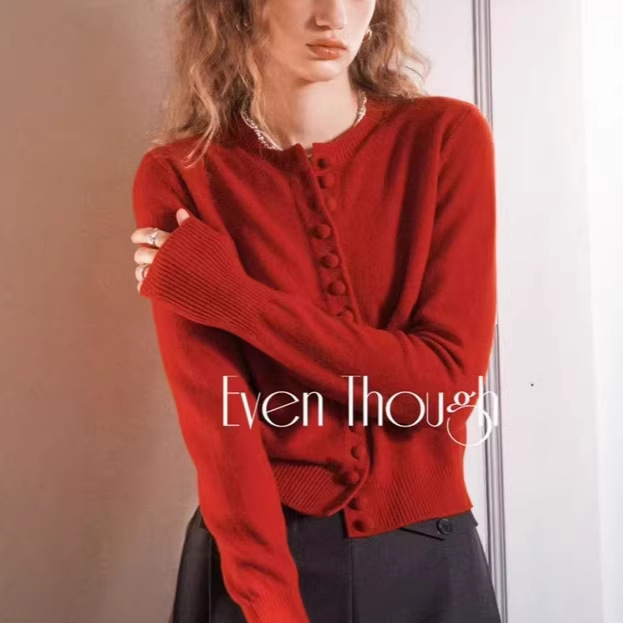 Cardigan with 15 Mushroom Buttons, 100% Wool, Red and Gray, Round Neck, 2026 New Model, Very Stylish for the Year of Birth