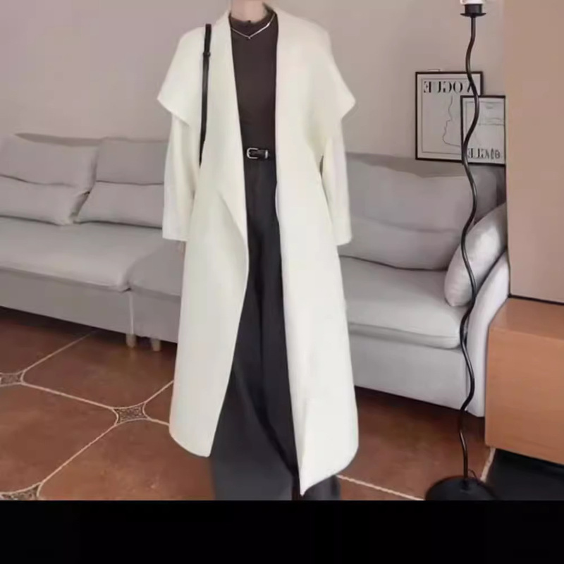 2025 New Autumn and Winter Hand-Sewn Double-Sided Wool Outwear for Women Long Loose Slimming Look Versatile Casual Woolen Outwear for Women