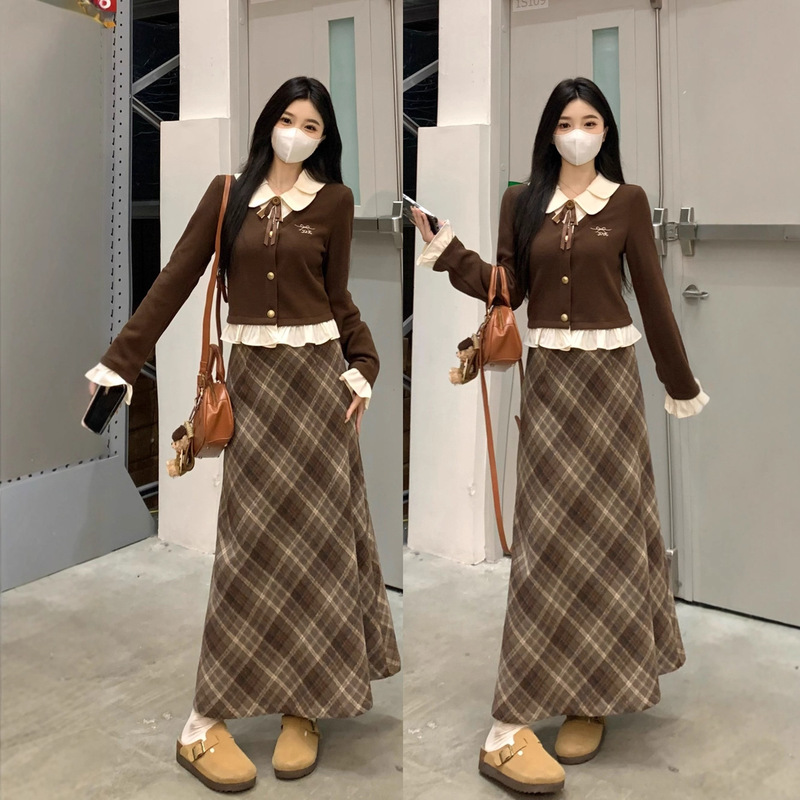 假两件针织上衣秋冬新款减龄学院风遮肚显瘦半身裙两件套女|undefined