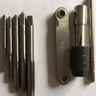 FacTory DirecT Sales Tap TwisTing SeT 7-piece SeT Tap T-shaped TwisTing Rack SeT Tapping TooTh Gauge SeT M3-8