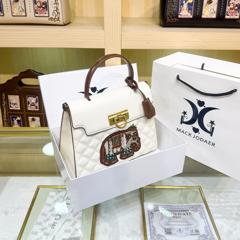 Dropshipping Heavy-Duty Embroidered Rivet Elephant Kelly Bag 2026 New Model Light Luxury Large Capacity Tote Bag Wholesale Dropshipping Heavy-Duty Embroidered Rivet Elephant Kelly Bag 2026 New Model Light Luxury Large Capacity Tote Bag Wholesale