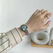 Ůʿ�ֱ�С�����s�p���䵭�L�{ɫ����ins�L���پW��Ů�����ЌW��