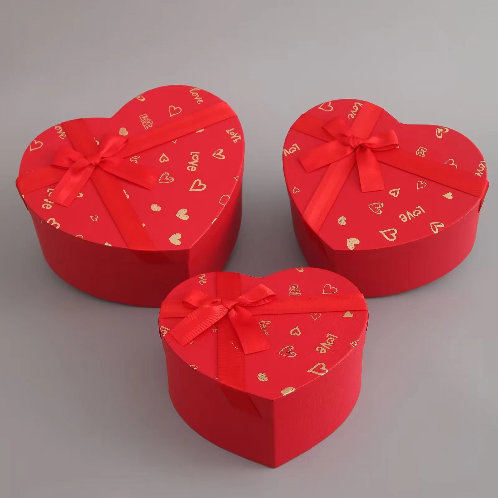 Nuevo estilo bowknot love caja de regalo de embalaje caja de flores en forma de corazón cubierta del cielo caja de regalo de cumpleaños de Tanabata de Navidad