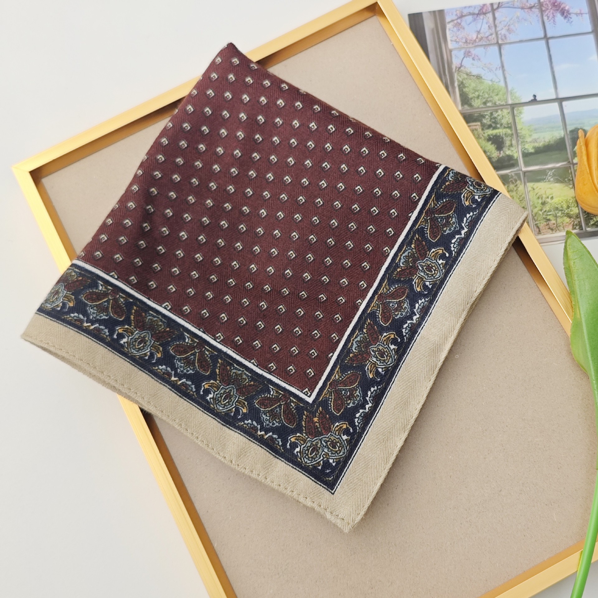 Bufanda de seda con estampado de estilo de dinero antiguo retro Bufanda cuadrada de terciopelo de pata de gallo para mujer 2025 primavera nueva bufanda de sentido premium