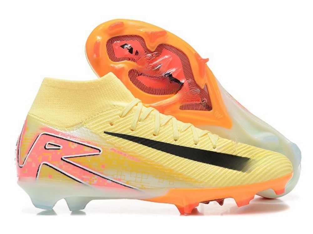 Comercio exterior nuevo Assassin 16 zapatos de fútbol competencia profesional zapatos de alta altura construidos totalmente cojín impermeable de punto zapatos de fútbol FG