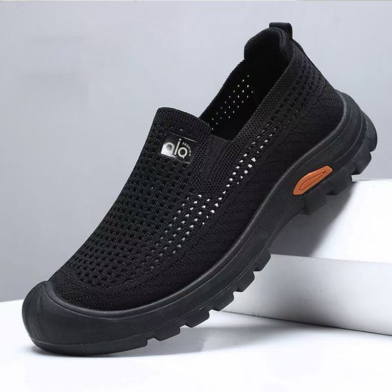 Nuevos zapatos transpirables de verano de malla de un pie de zapatos deportivos de mediana edad con suela suave cómodos zapatos casuales ligeros al por mayor
