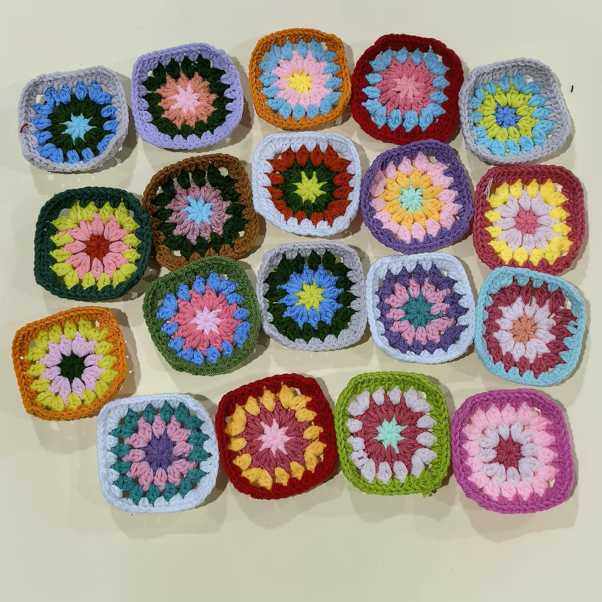 手钩毛线祖母格花片镂空手工编织钩织花服饰辅料花片不同尺寸