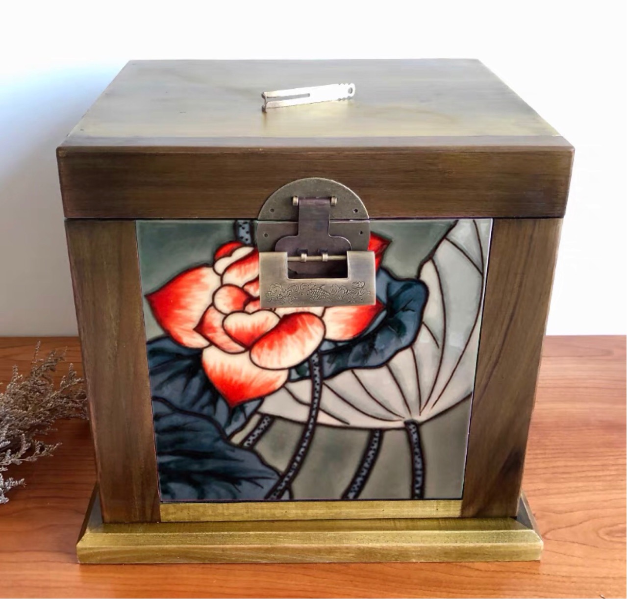 陶瓷镶嵌实木多层收纳盒中式梳妆盒带锁复古首饰盒新中式立体手绘
