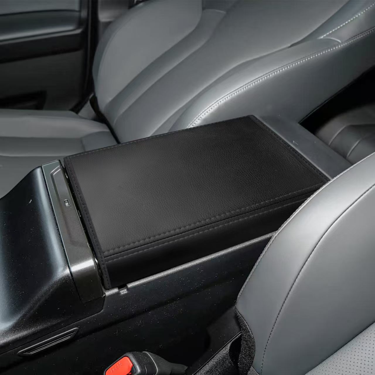 Shiyong Armrest Box Cover for 26 RAV4 Interior Modification Protection Upgrade (Sürətlər qutusu və əl tormozu başlıqları) - black-leather-black-thread
