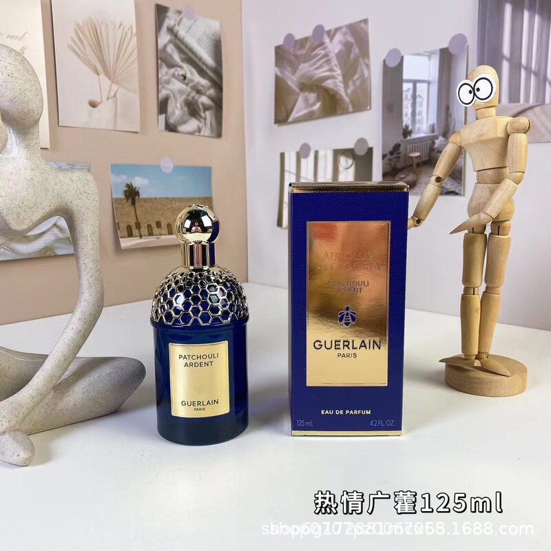 跨境Perfume香水大 东方夜谭 花草水语系列木质花香调经典小黑裙|undefined