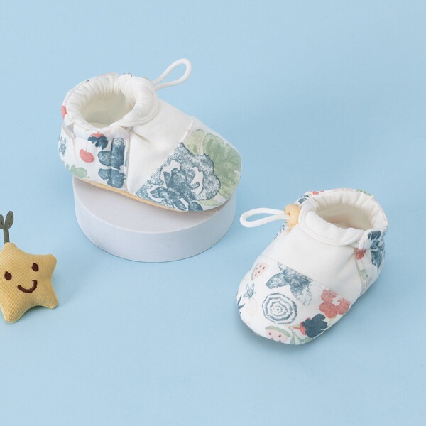 Baby shoes 0-3-12 months to 1 year old
