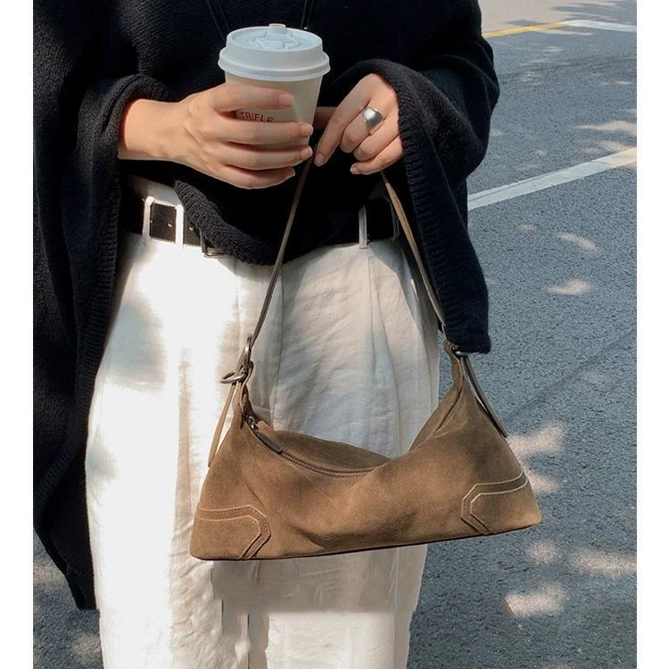 Новая винтажная матовая мотоциклетная сумка Melard для женщин, осень/зима 2025 года, стильная и универсальная сумка через плечо/на пояс.