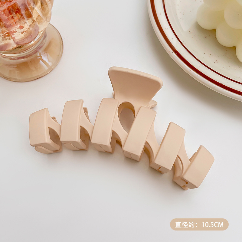 韩式大号鲨鱼夹夏季新款女发饰奶咖色后脑勺发卡抓夹批发|undefined