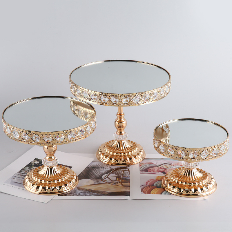 Bandeja de pies altos de lujo ligero de hierro forjado de estilo europeo, descanso para el té de la tarde, mesa de postres, estante de punto, sala de modelos de metal, estante de exhibición, decoración image 3