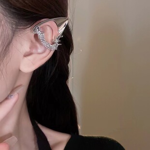 �¿�`������o�������AŮ�ж��ǊA����С�����L���h���Ů