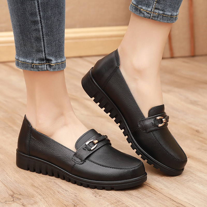 Mother Shoes Spring and Autumn Leather Shoes Leather Soft Sole Non-slip Middle-aged and Elderly Women's Single Shoes Flat Sole Work Comfortable Work Black