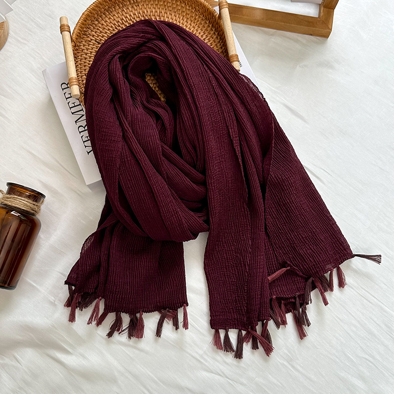 Women's Basic Solid Color Cotton Polyester Tassel Scarf display picture 5