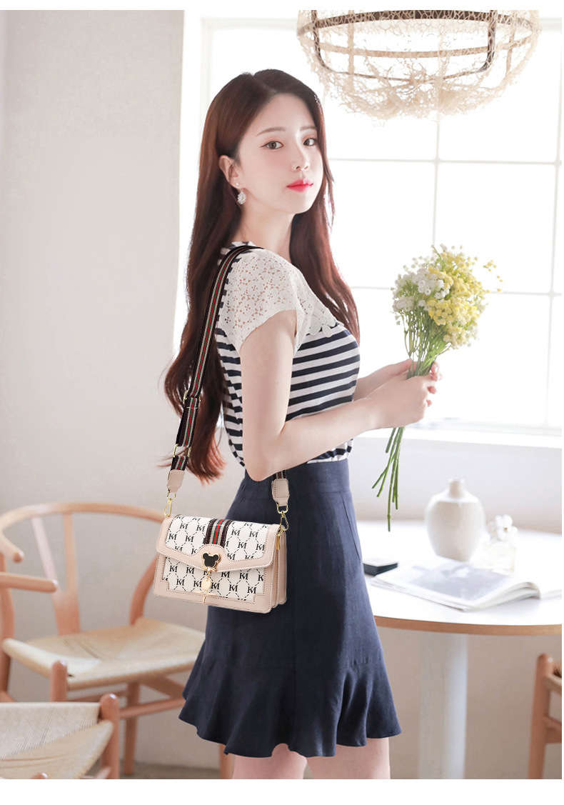 Women's Small Pu Leather Letter Cute Square Magnetic Buckle Crossbody Bag display picture 4