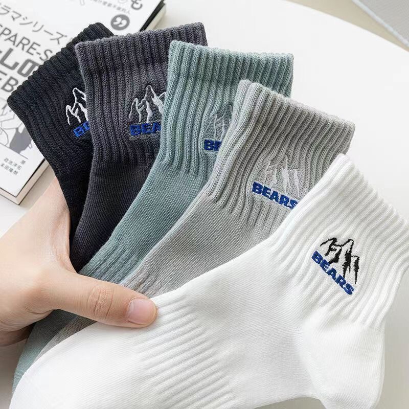 Socks, Men's Mid-Calf Socks, All-Season Polyester-Cotton Socks, Trendy Snow Mountain Socks, Student Mid-Calf Socks, Sports and Leisure Long Socks