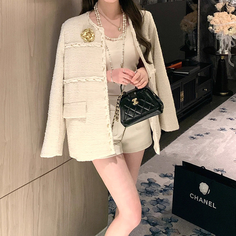 2025 Autumn Style Little Chanel White Woven Shiny Wool Coat for Women, Loose Tweed Suit for Autumn and Winter