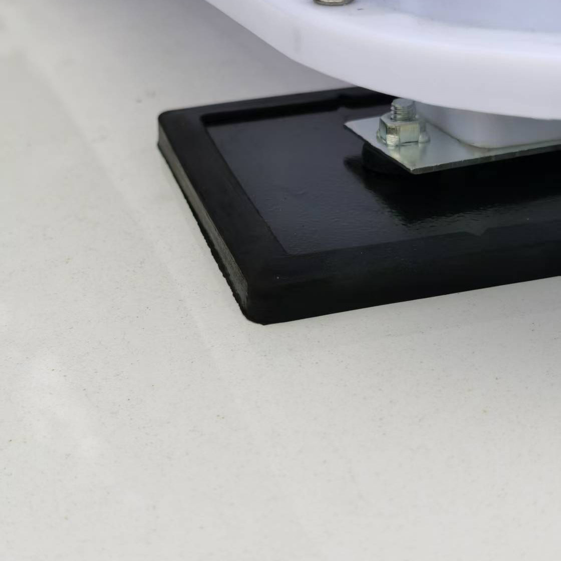 Cross-border best-selling magnetic LED roof light for coaches, taxis, and dump trucks, 120 km/h speed