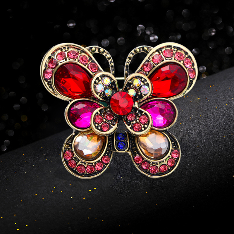 European and American Foreign trade jewelry clothing accessories corsage fashion all-match glass gem exquisite cute butterfly brooch
