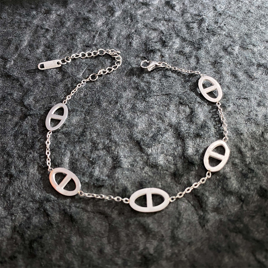 Bracelets Classification Titanium Steel Chain Material Simple Style Geometric Titanium Steel 18K Gold Plated Bracelets In Bulk