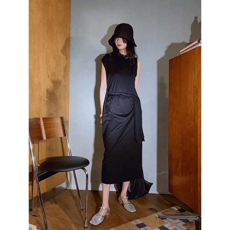 Designer's Women's Wear New Guofeng Diablo Series Irregular Twist-Turn Stand-Up Cut Loose Knitted Mid-Length Dress Designer's Women's Wear New Guofeng Diablo Series Irregular Twist-Turn Stand-Up Cut Loose Knitted Mid-Length Dress
