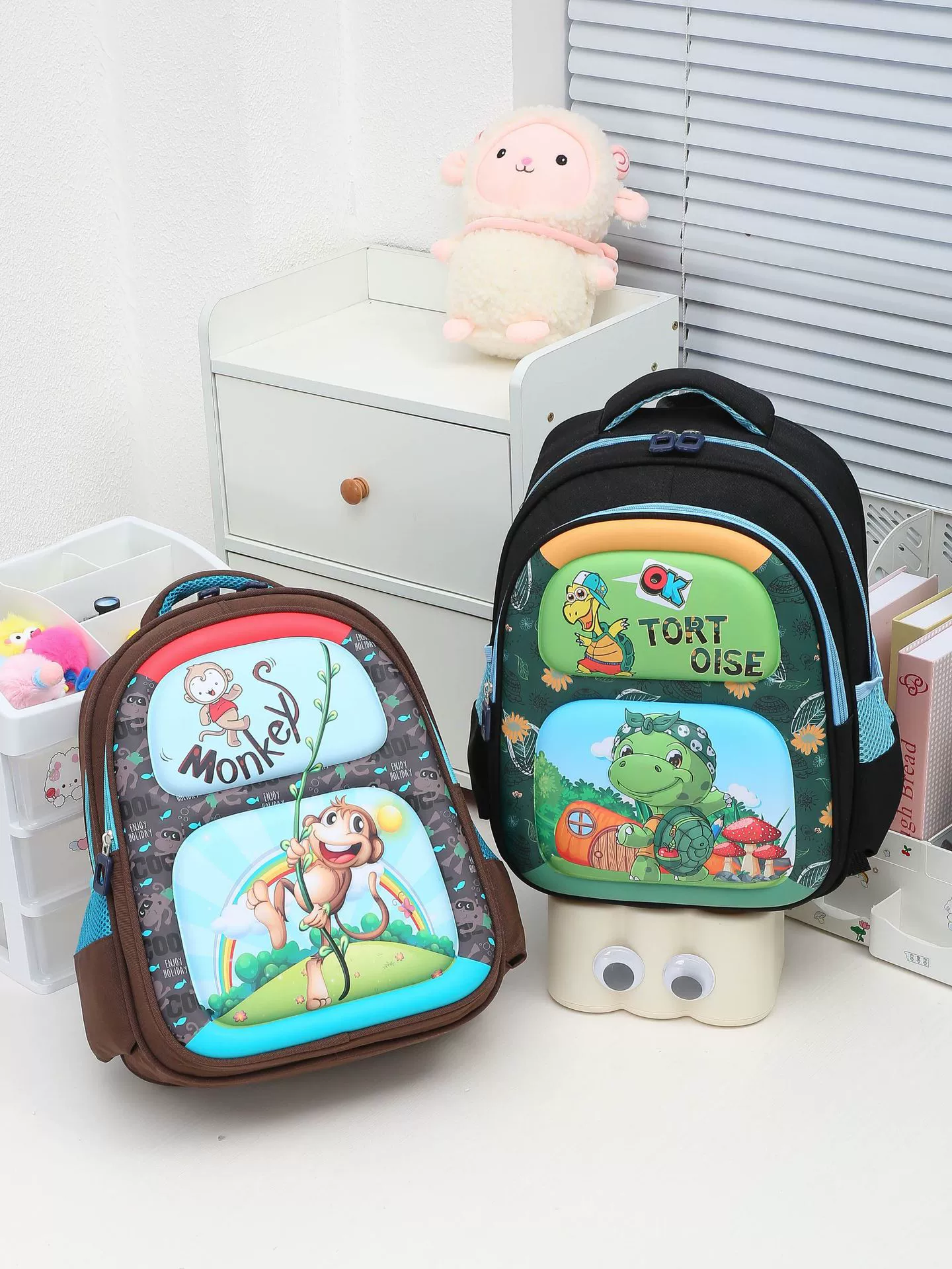Cartoon cute space breathable backpack for early age lightweight, 1-3 years