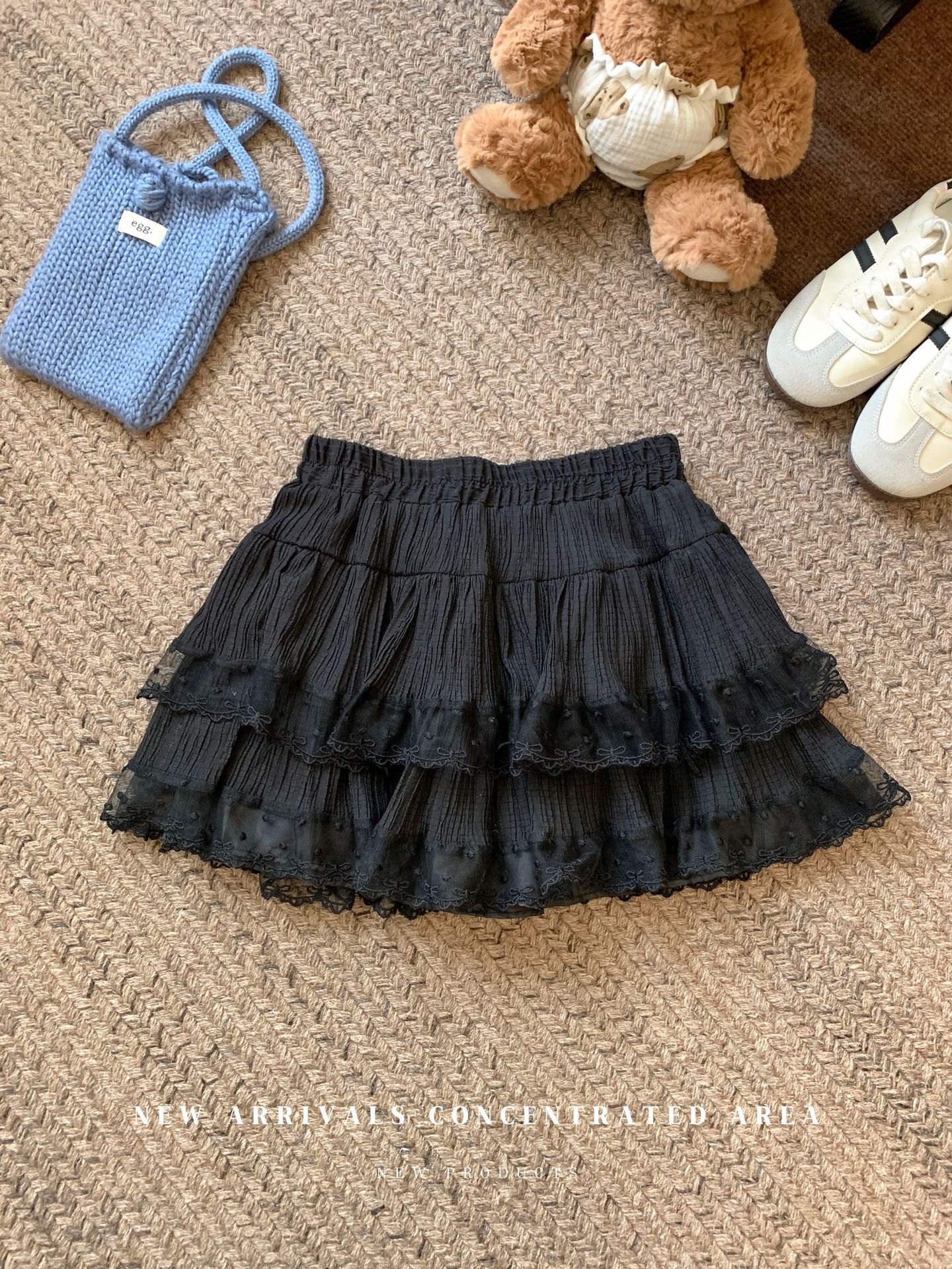 검은색