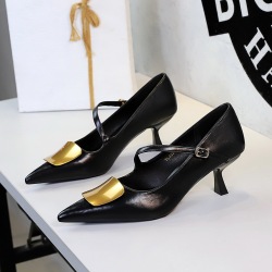 6093-K206 European and American retro hand grip pattern with a straight heel buckle and metal decoration, pointed shallow mouth fashionable women's shoes
