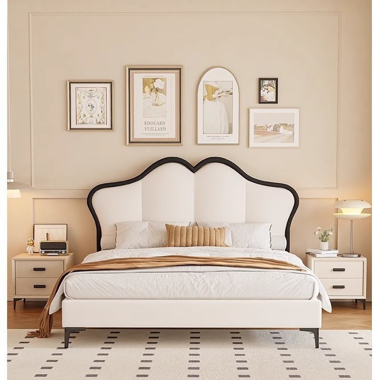Cama de cuero francesa retro con mariposa de estilo crema moderna y simple cama queen de gama alta cama de matrimonio lujosa superior