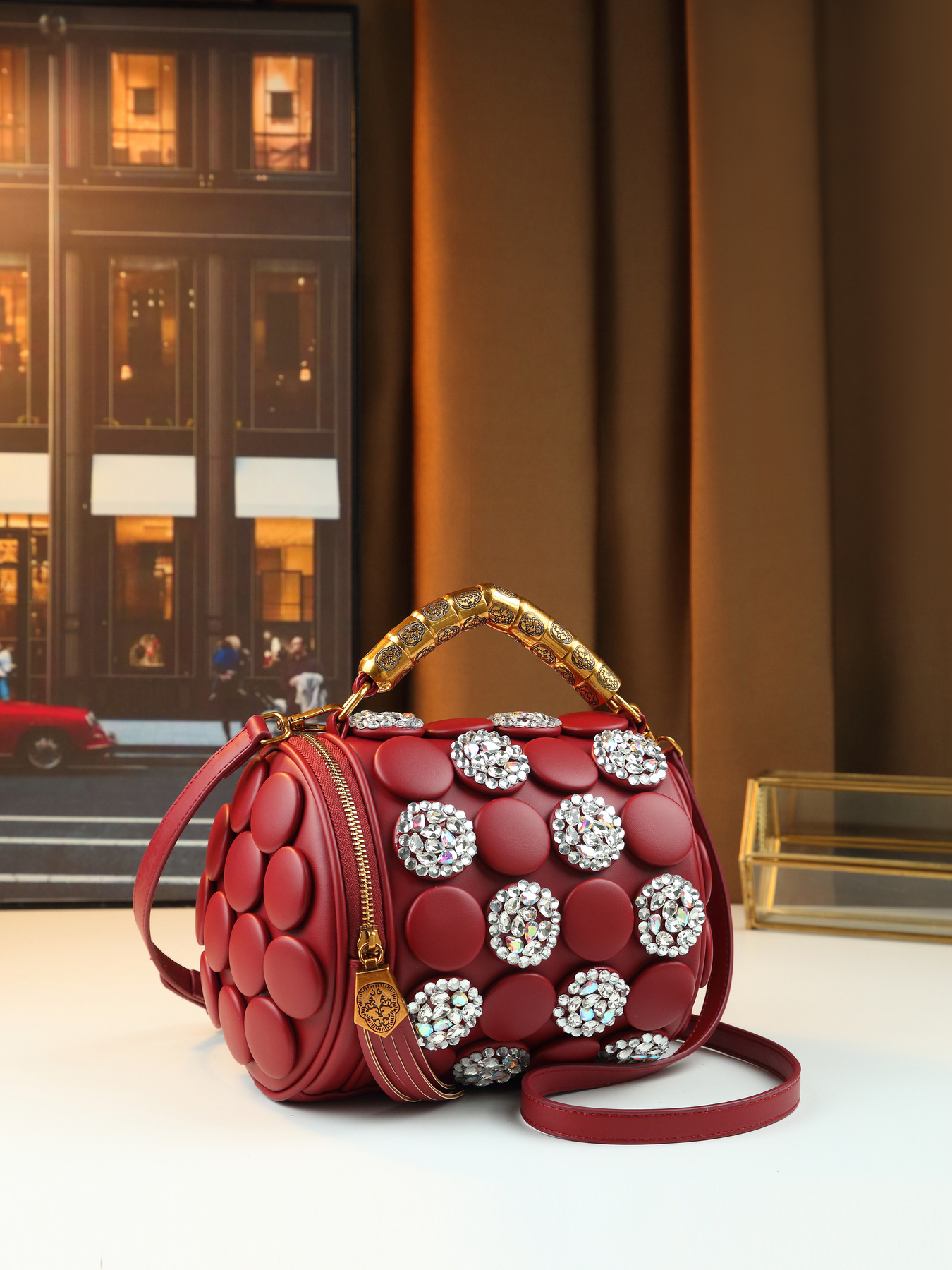Damen Handtasche Im Retro Stil Mit Punkten Und Strassbesatz_voghion.com