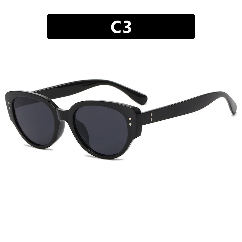Cat‑eye eyeglasses, retro thick frame, face‑slimming style, lightweight