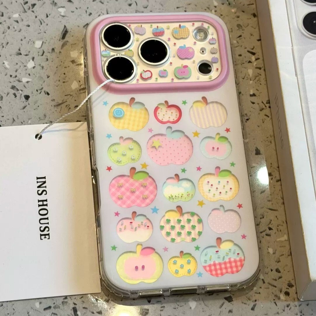 Creative Hollow-Out Apple Phone Case Suitable for iPhone 17 Pro, Polka Dot Pattern, Anti-Drop Case for 16/15