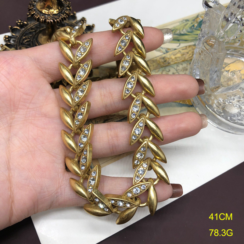 Estilo retro francés forma de la hoja chapado en oro collar de oro pulsera de lujo de Luz elegante collar de diamantes pulsera traje