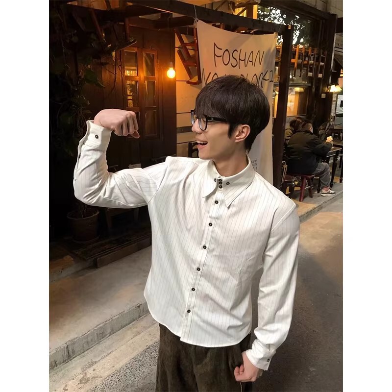 Designed High-Neck Striped Shirt with Pointed Collar and Straight Shoulders for Men, Cleanfit, Smart and Stylish for Commuting, Long-Sleeve Shirt