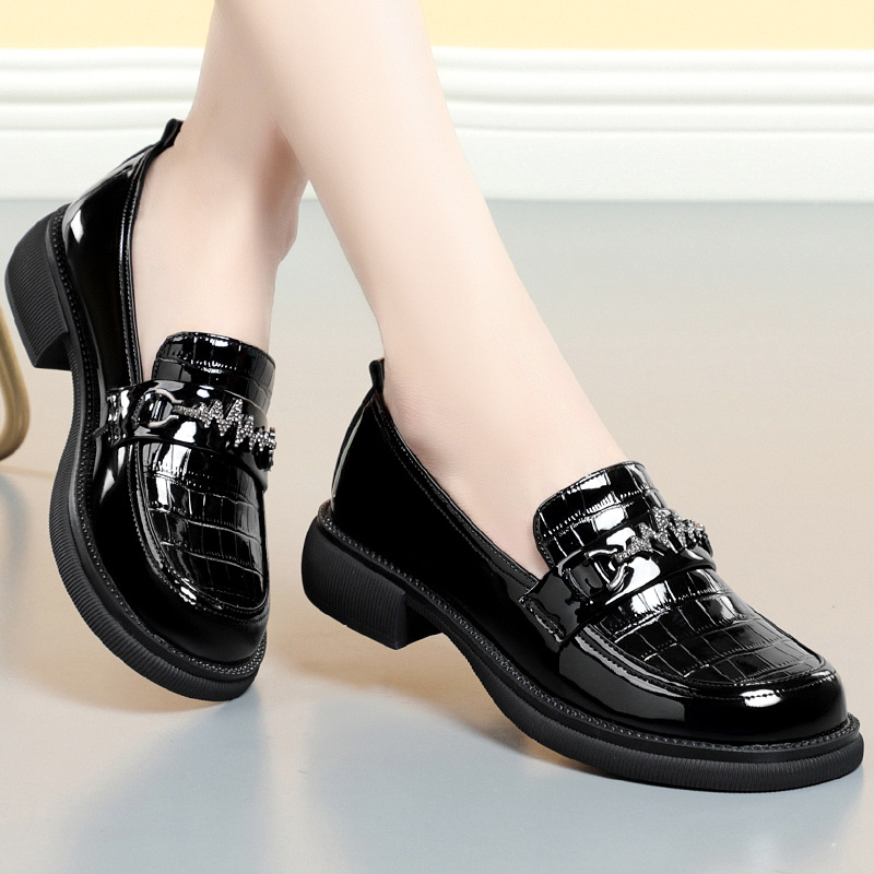 Bequeme Damen Loafer Aus Lackleder Mit Weicher Sohle_voghion.com