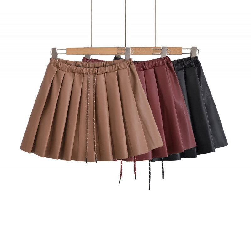 Autumn design pleated skirt