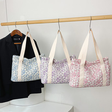 ����Ů��С�黨�Mӡ�r��������a�n�ϰ�ͨ�چμ�Ҹ�°����e���а�