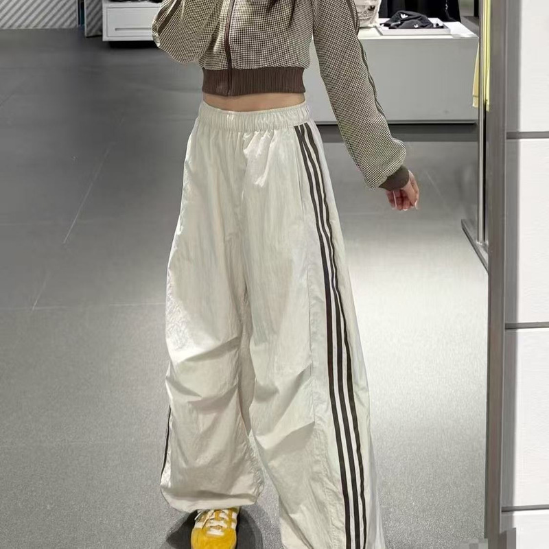 Summer clover-striped pants, unisex embroidered wide-leg pants, spring and autumn long pants, three-stripe athletic loose-fit casual pants