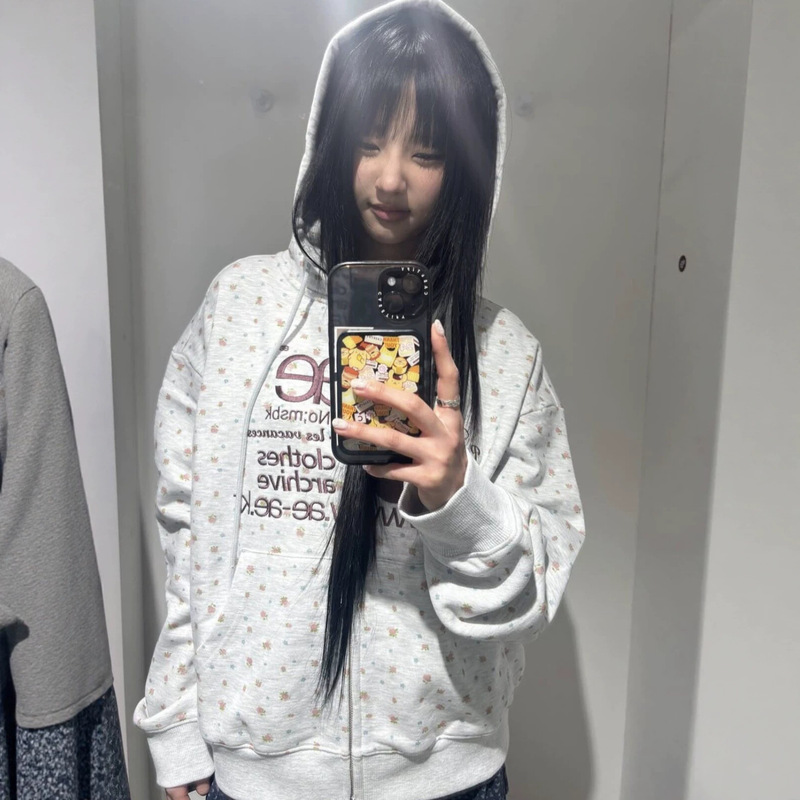 ae*e letter floral print hooded sweatshirt, Korean designer women's clothing, loose and versatile Korean-style jacket ae*e letter floral print hooded sweatshirt, Korean designer women's clothing, loose and versatile Korean-style jacket
