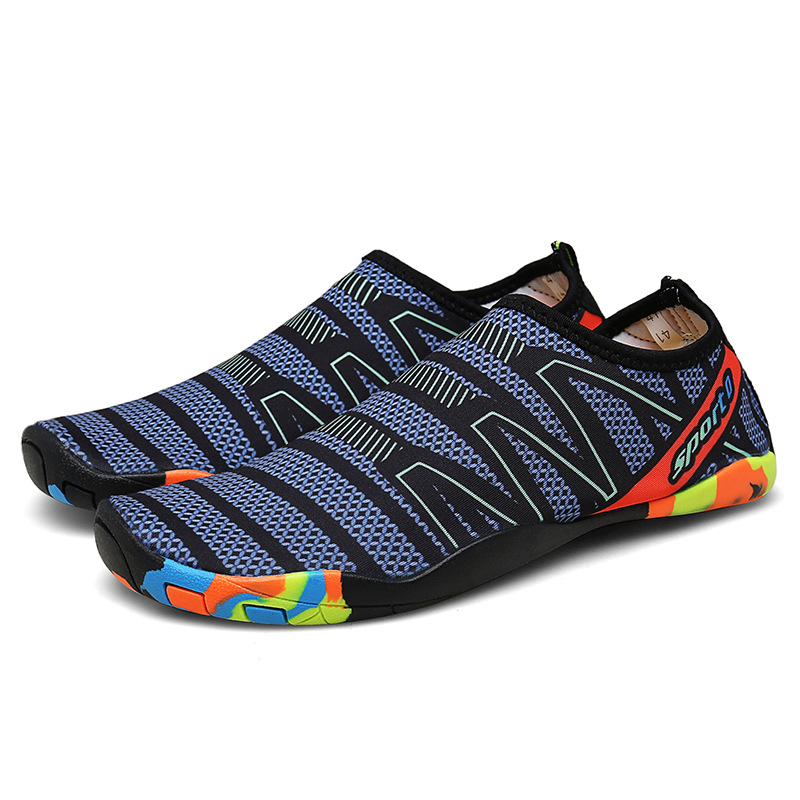 Zapatos transfronterizos de interferencia de velocidad de agua pareja zapatos de playa respirables zapatos de buceo antideslizantes un cabello