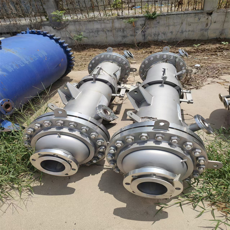 二手冷凝器 高压列管换热器 石墨块壳层式工业热交换设备 耐腐蚀