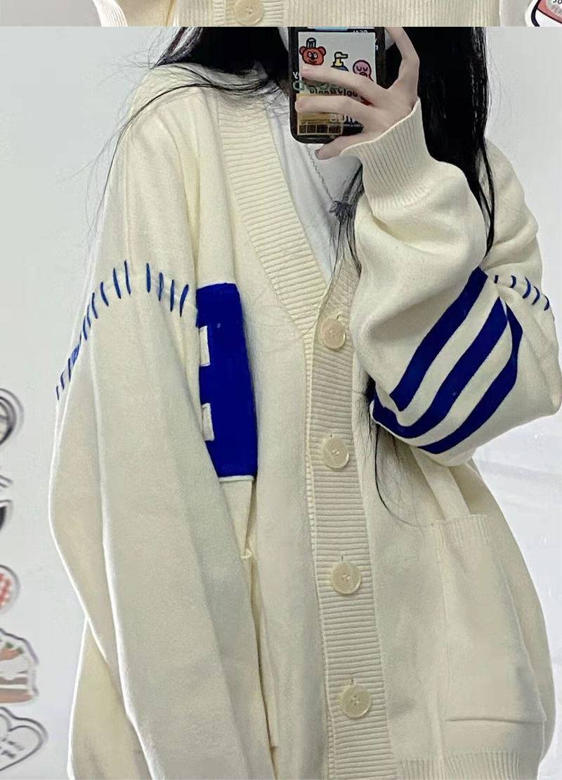 学院风V领大码毛衣女 新款小众字母刺绣开衫慵懒风撞色针织衫外套