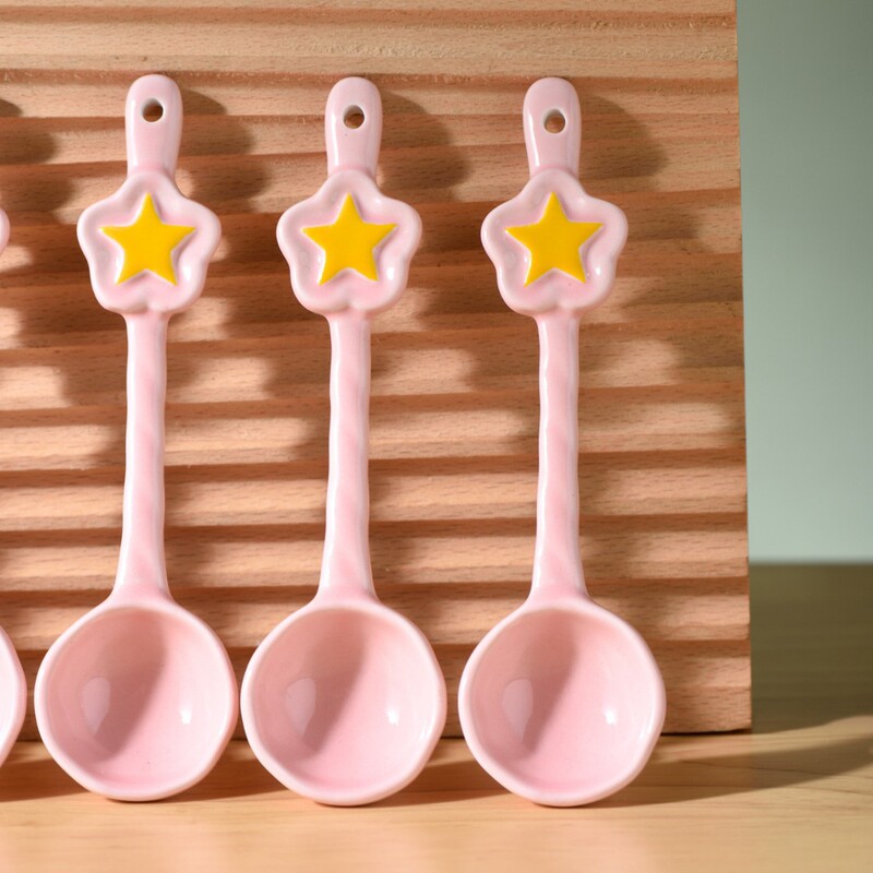 学生子供のかわいいスタースプーン子供の楽しい食器スプーンメーカー直接供給スプーン結婚式の食器ギフトアクセサリー|undefined