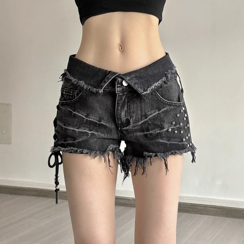 Hip-Hop Hot Girl Street Motorcycle Style Cuffed Low-Waist Denim Shorts with Rivet Straps and Fur Edge Casual Pants Hip-Hop Hot Girl Street Motorcycle Style Cuffed Low-Waist Denim Shorts with Rivet Straps and Fur Edge Casual Pants